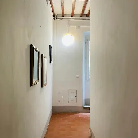 Ramaglianti Tre Lejlighed